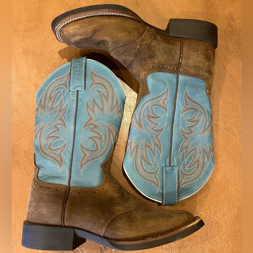 Justin Boots Brown and Blue Cowboy Boots